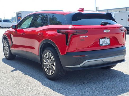 Used 2024 Chevrolet Blazer EV LT AWD/4WD image 5