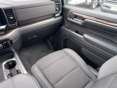 Certified 2024 Chevrolet Silverado 1500 LT AWD/4WD image 16