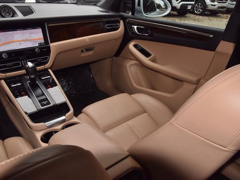 Used 2023 Porsche Macan S image 17