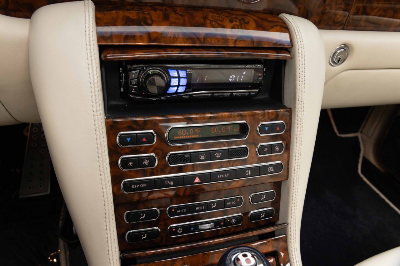 Used 2008 Bentley Arnage R RWD image 40