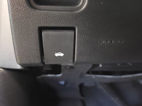 Used 2024 Jeep Grand Cherokee Altitude AWD/4WD image 18