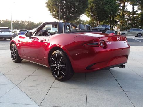 New 2026 MAZDA MX-5 Miata Grand Touring RWD image 3