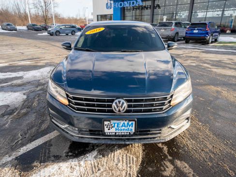 Used 2018 Volkswagen Passat 2.0T S image 2
