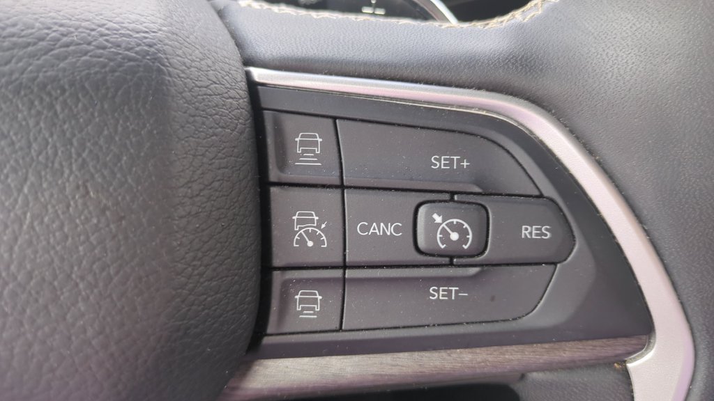Used 2024 Jeep Grand Cherokee Limited 4xe AWD/4WD image 22