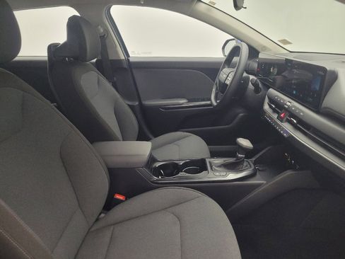 Used 2025 Kia K4 FWD image 21