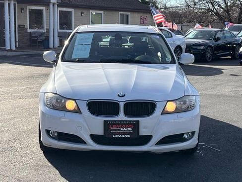 Used 2011 BMW 328i xDrive Sedan image 2