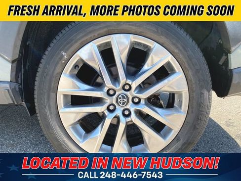 Used 2020 Toyota RAV4 XLE Premium AWD/4WD image 13