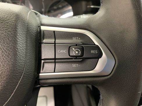 Used 2022 Jeep Compass Latitude AWD/4WD image 21