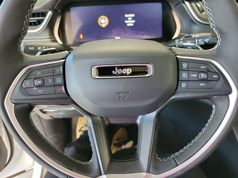 New 2026 Jeep Grand Cherokee Laredo X AWD/4WD image 14