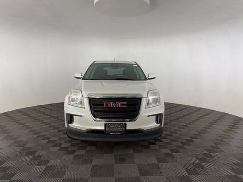 Used 2017 GMC Terrain SLE image 2