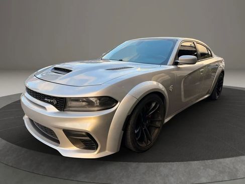 Used 2019 Dodge Charger SRT Hellcat image 5