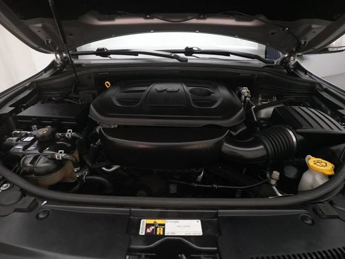Used 2017 Jeep Grand Cherokee Limited AWD/4WD image 3