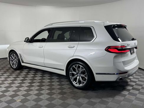 Used 2024 BMW X7 xDrive40i AWD/4WD image 8