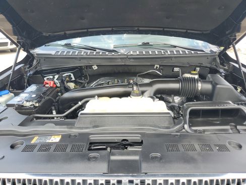 Certified 2023 Lincoln Navigator Reserve AWD/4WD image 8
