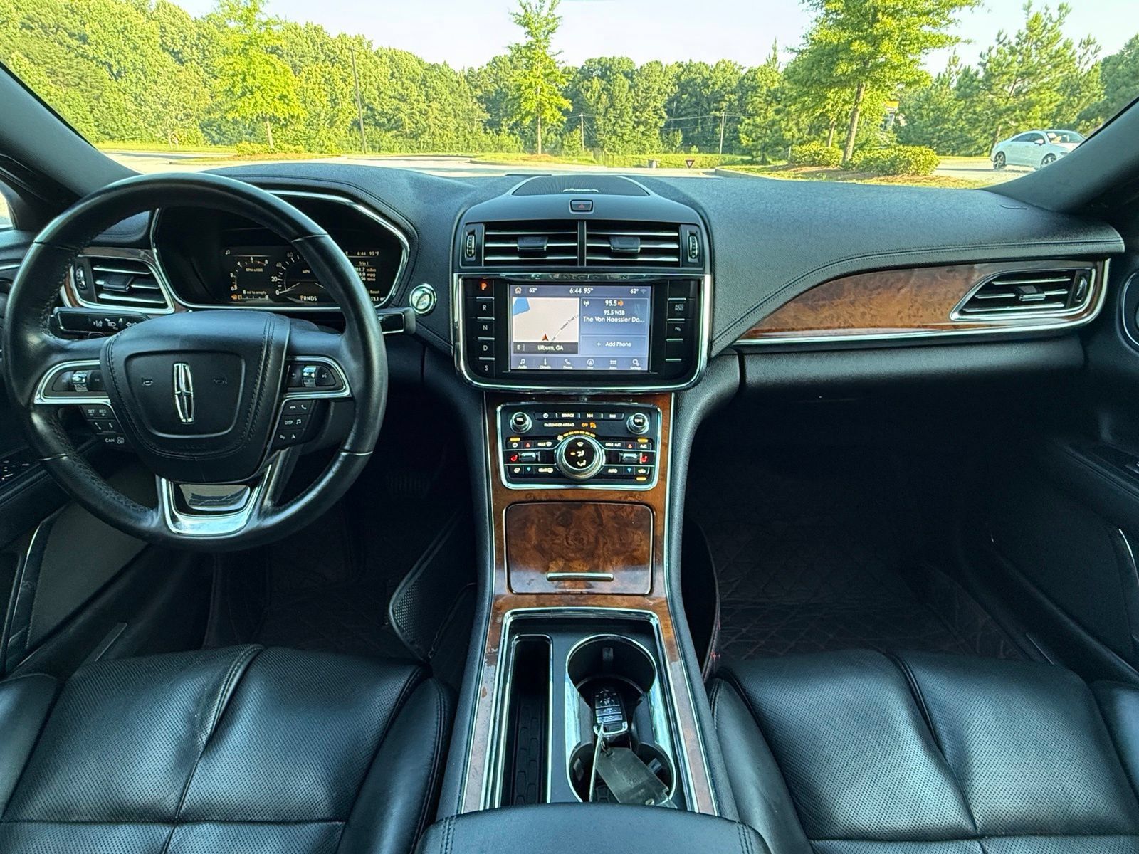 Used 2020 Lincoln Continental AWD w/ Premium Package image 23