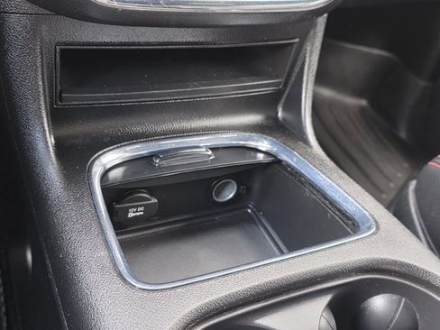 Used 2019 Dodge Grand Caravan GT image 22