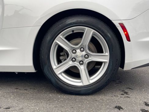 Used 2022 Chevrolet Camaro LT image 38