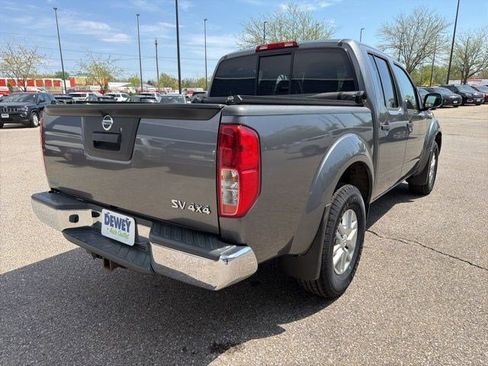 Used 2019 Nissan Frontier SV AWD/4WD image 5