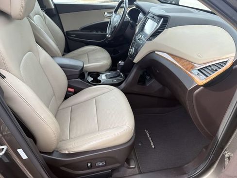 Used 2014 Hyundai Santa Fe Sport 2.0T w/ Technology Package 05 FWD image 16