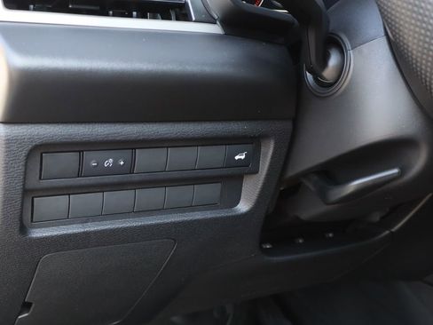 Used 2023 Mitsubishi Outlander SEL image 11