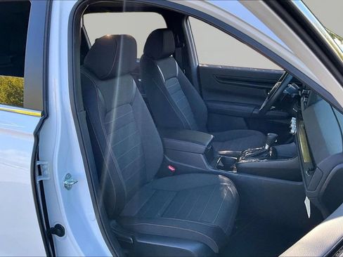 Used 2024 Honda CR-V Sport image 22
