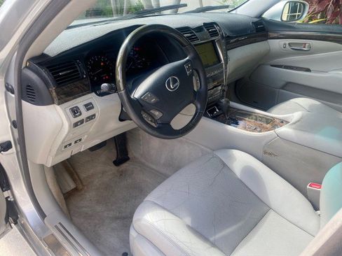 Used 2008 Lexus LS 460 image 38