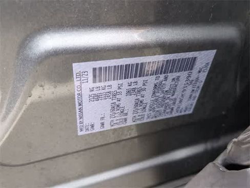 Used 2023 Nissan Rogue SV image 37