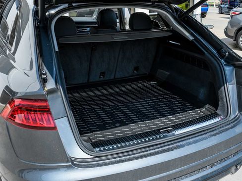 Used 2020 Audi Q8 Premium Plus w/ Premium Plus Package image 62