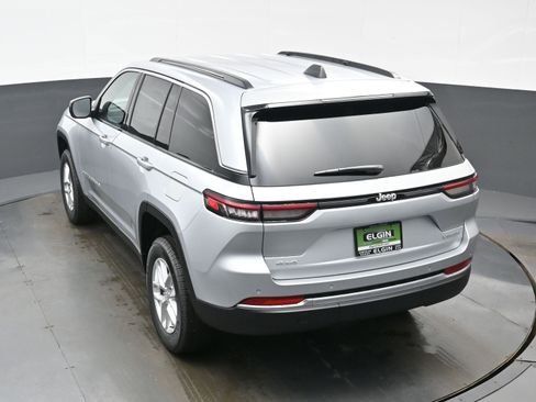 New 2026 Jeep Grand Cherokee Laredo image 20