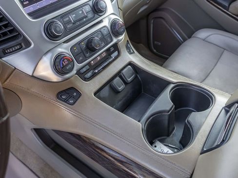 Used 2018 GMC Yukon XL SLT w/ Open Road Package image 28