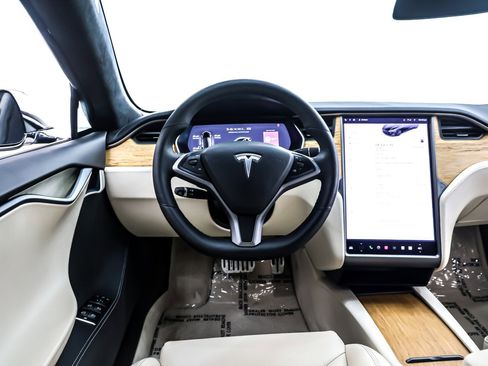 Used 2019 Tesla Model S Long Range image 5