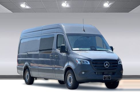 New 2025 Mercedes-Benz Sprinter 2500 image 7