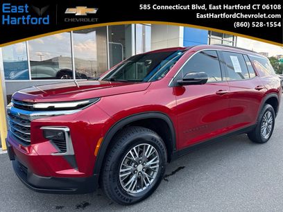 Used 2024 Chevrolet Traverse LT