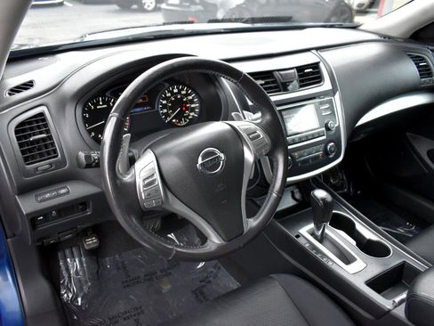 Used 2016 Nissan Altima 3.5 SR image 10