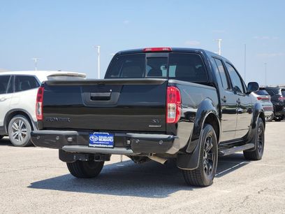 Used 2021 Nissan Frontier SV w/ Midnight Edition Floor Mats