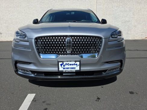 Used 2021 Lincoln Aviator Reserve w/ Equipment Group 202A image 3