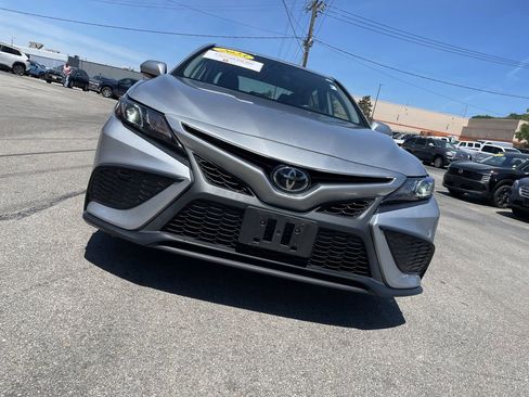 Used 2023 Toyota Camry SE w/ Cold Weather Package AWD/4WD image 5