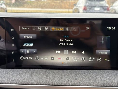 Used 2025 Nissan Kicks SV image 22