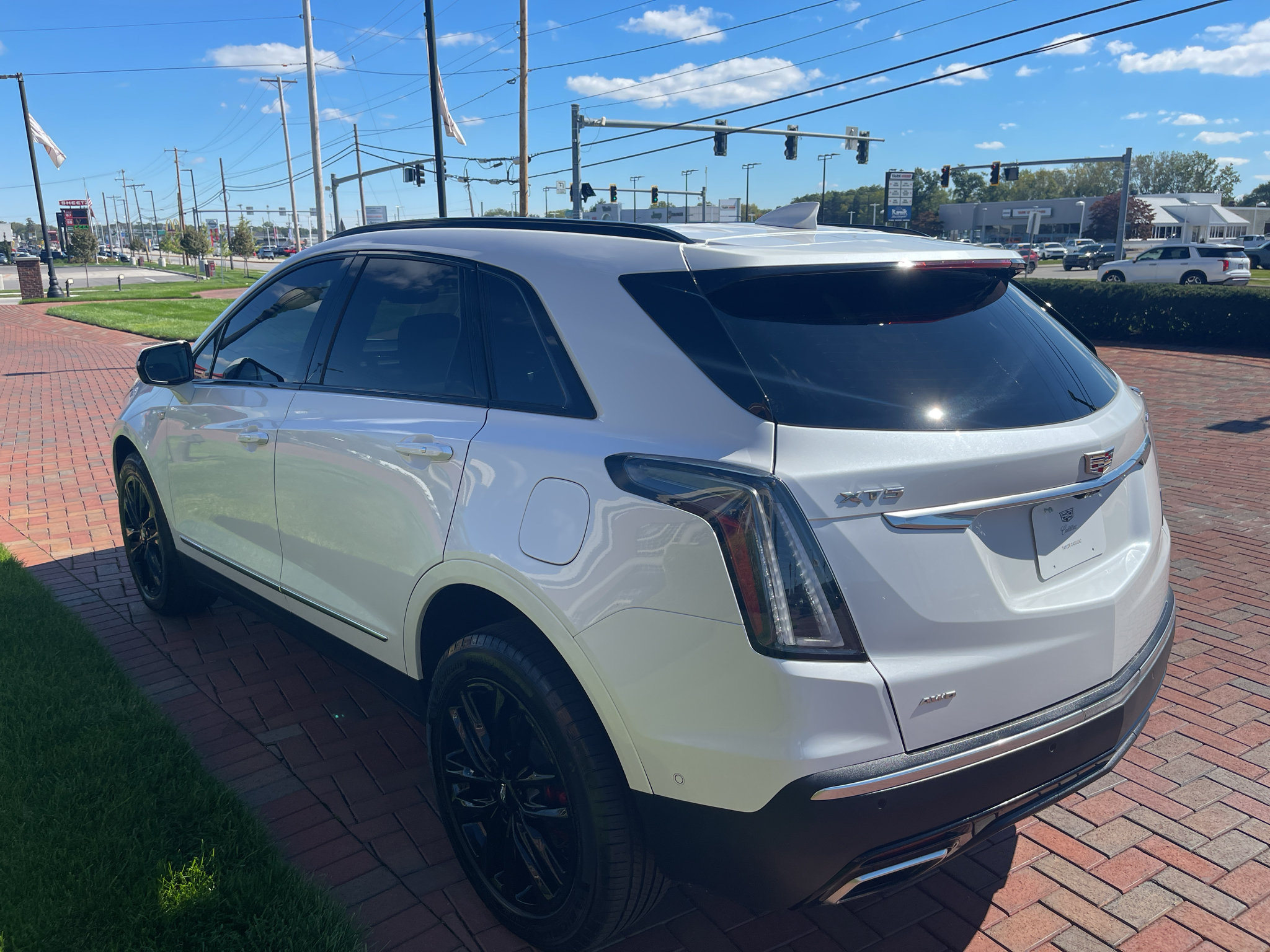 Used 2024 Cadillac XT5 Sportv w/ Technology Package AWD/4WD image 10