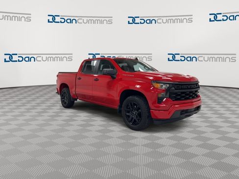 Used 2022 Chevrolet Silverado 1500 Custom AWD/4WD image 2