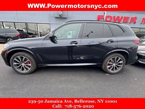 Used 2022 BMW X5 xDrive40i w/ M Sport Package image 2