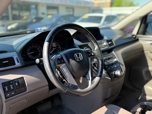 Used 2013 Honda Odyssey Touring Elite image 26