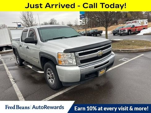 Used 2010 Chevrolet Silverado 1500 LT image 1