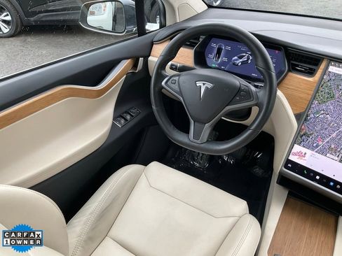 Used 2018 Tesla Model X 100D image 42