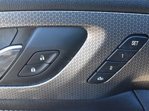 Certified 2023 Chevrolet Traverse Premier w/ Redline Edition image 26