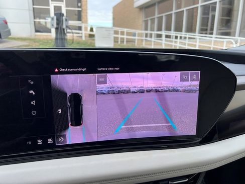 Certified 2025 Audi A6 e-tron Prestige w/ Beige Warm Weather Package image 29