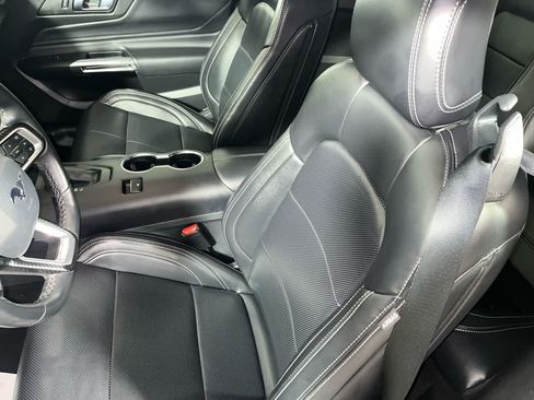 Used 2025 Ford Mustang Premium RWD image 15