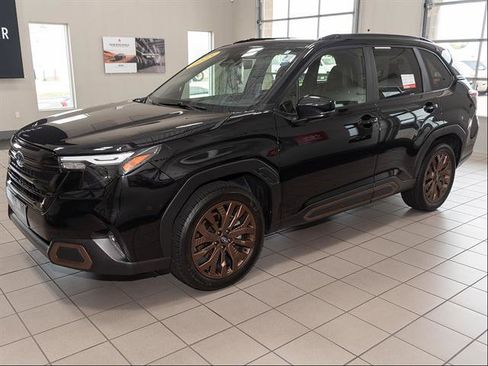 Used 2025 Subaru Forester Sport w/ Popular Package #1 AWD/4WD image 4
