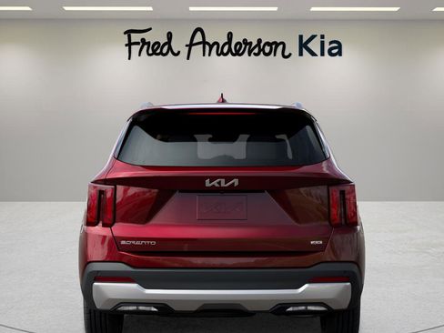 New 2025 Kia Sorento S image 13
