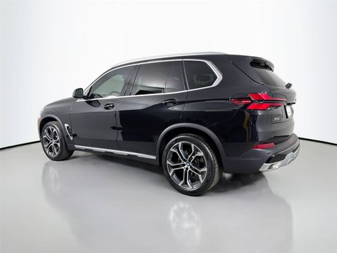New 2026 BMW X5 sDrive40i w/ Climate Comfort Package RWD image 8